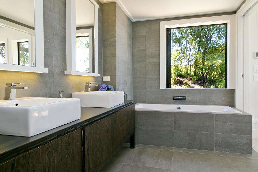 The Point Luxury Villa Taupo Exterior photo