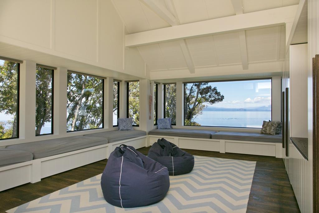 The Point Luxury Villa Taupo Exterior photo