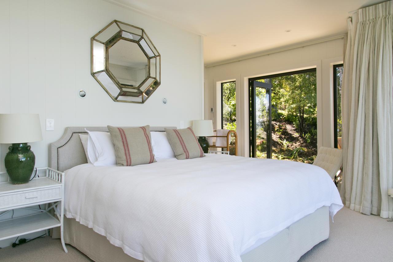 The Point Luxury Villa Taupo Exterior photo