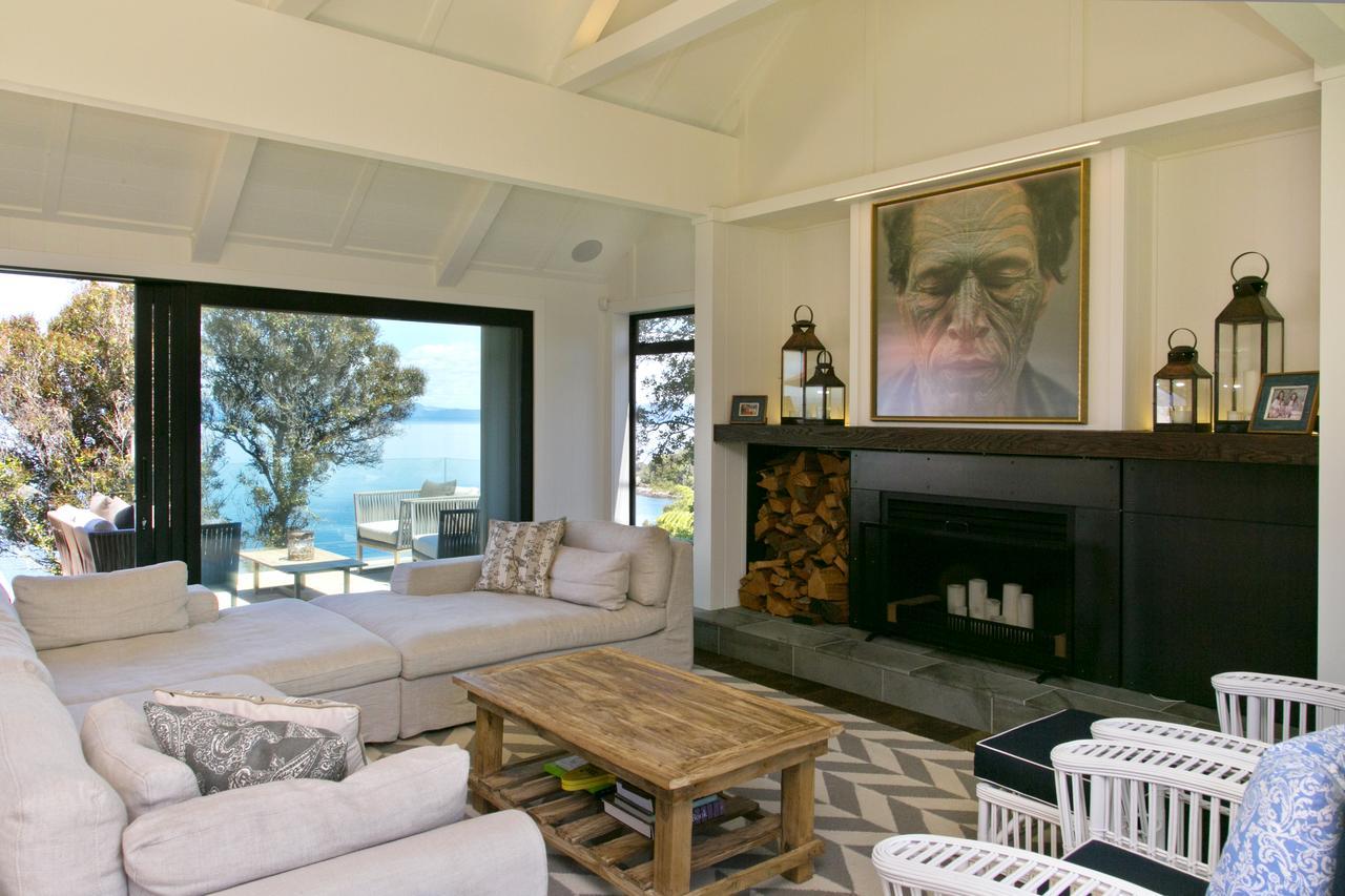 The Point Luxury Villa Taupo Exterior photo